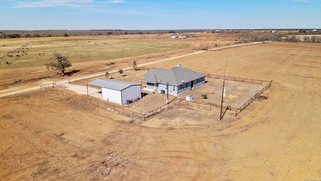 561 Barth, Poteet, TX 78065