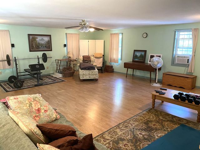 31 Green Street, Northwood, NH 03261