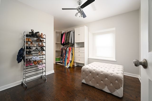 360 Erie Circle, Bloomingdale, IL 60108