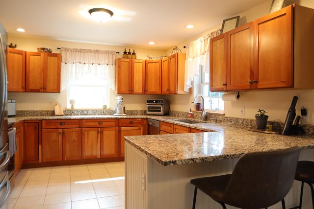 200 Farmall Drive, Hinesburg, VT 05461