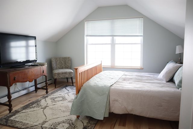 200 Farmall Drive, Hinesburg, VT 05461