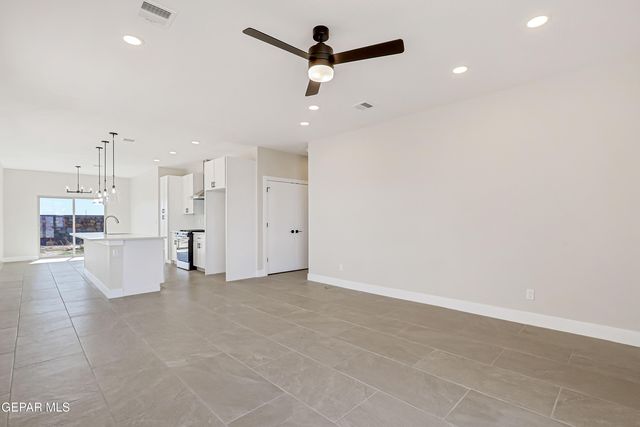 12328 Ben Dowell Way, El Paso, TX 79934