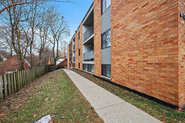 460 E Fulton Street 2, Grand Rapids, MI 49503