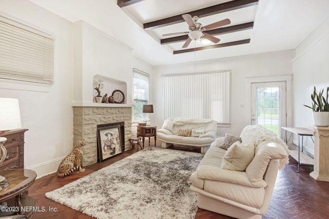 211 HWY 17, East Palatka, FL 32131
