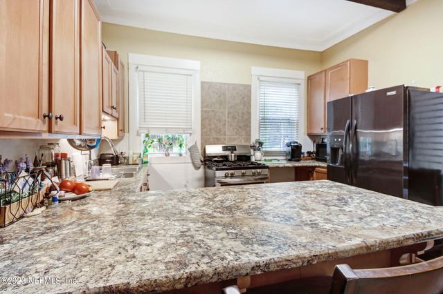 211 HWY 17, East Palatka, FL 32131
