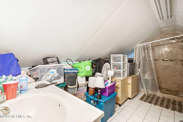 211 HWY 17, East Palatka, FL 32131