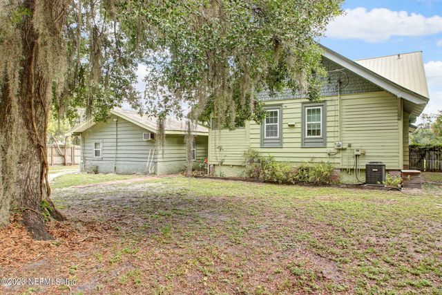 211 HWY 17, East Palatka, FL 32131