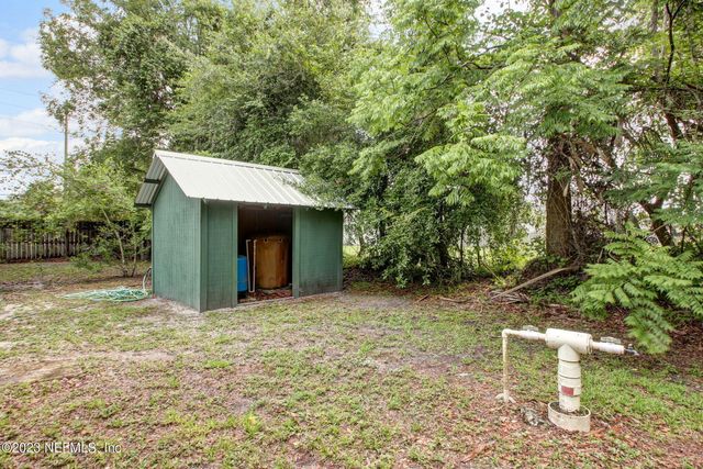 211 HWY 17, East Palatka, FL 32131