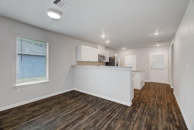 513 Hospital Street, Tomball, TX 77375