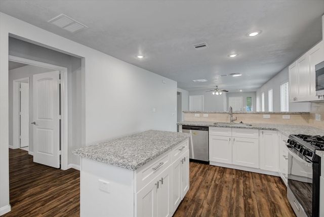 513 Hospital Street, Tomball, TX 77375