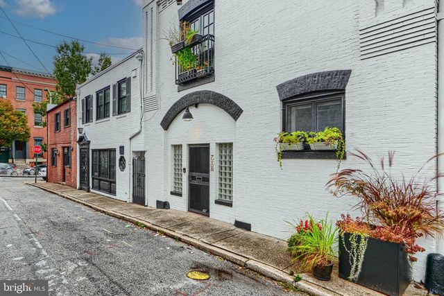 715 LOVEGROVE, Baltimore, MD 21202