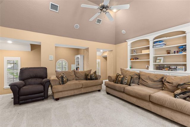 4623 Breezy Point Drive, Houston, TX 77345