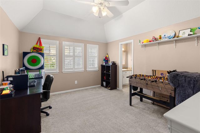 4623 Breezy Point Drive, Houston, TX 77345