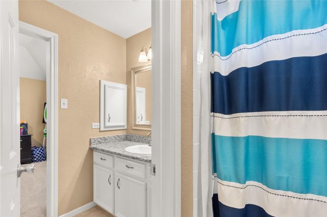 4623 Breezy Point Drive, Houston, TX 77345