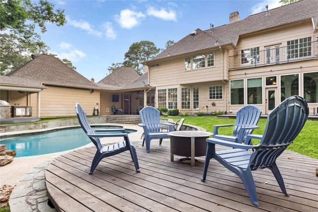 4623 Breezy Point Drive, Houston, TX 77345