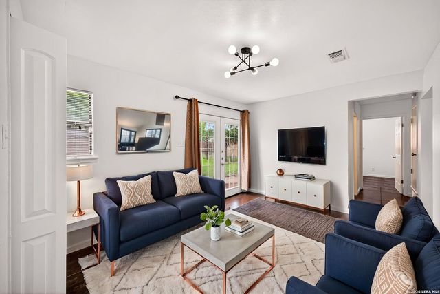 3007 ARAGON DR, San Antonio, TX 78211