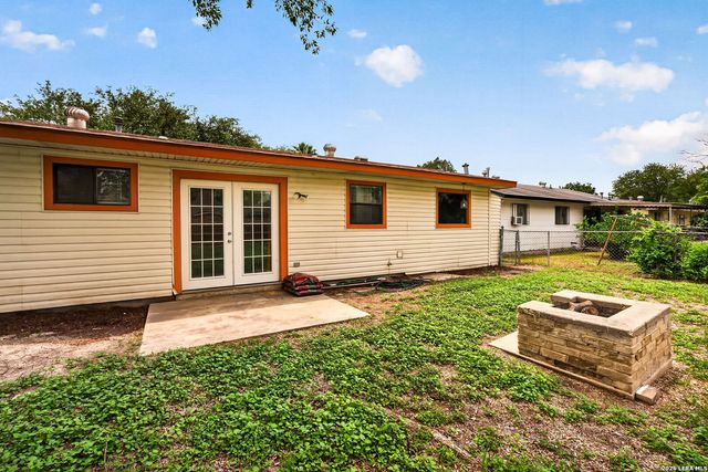 3007 ARAGON DR, San Antonio, TX 78211