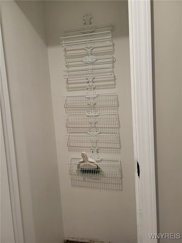 81 East Street, Buffalo, NY 14207