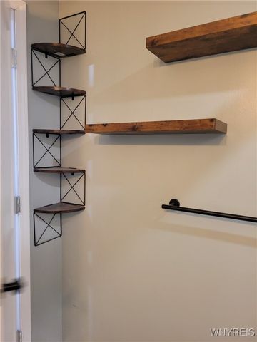 81 East Street, Buffalo, NY 14207