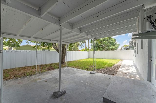 17915 NW 43rd Court C, Miami Gardens, FL 33055