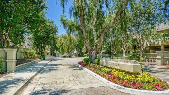 23971 Arroyo Park 82, Valencia, CA 91355