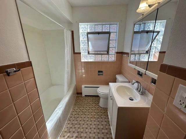 2447 N 78th Avenue 2W, Elmwood Park, IL 60707