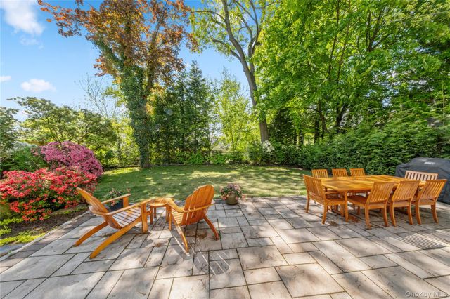 65 Wildwood Road, New Rochelle, NY 10804