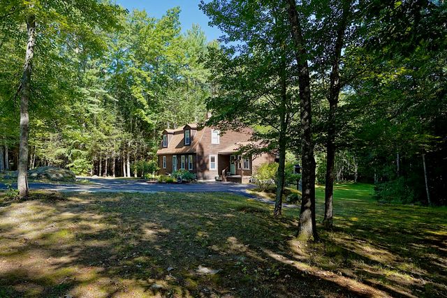 244 Ash Swamp Road, Newmarket, NH 03857