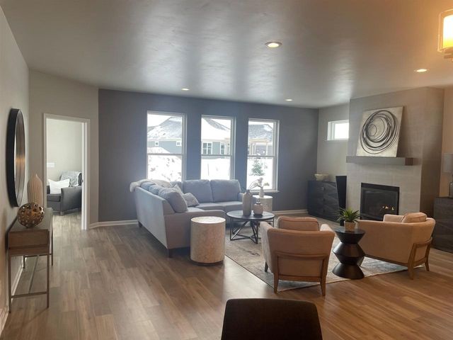 3348 EVENING STAR DRIVE, Green Bay, WI 54311