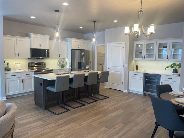 3348 EVENING STAR DRIVE, Green Bay, WI 54311