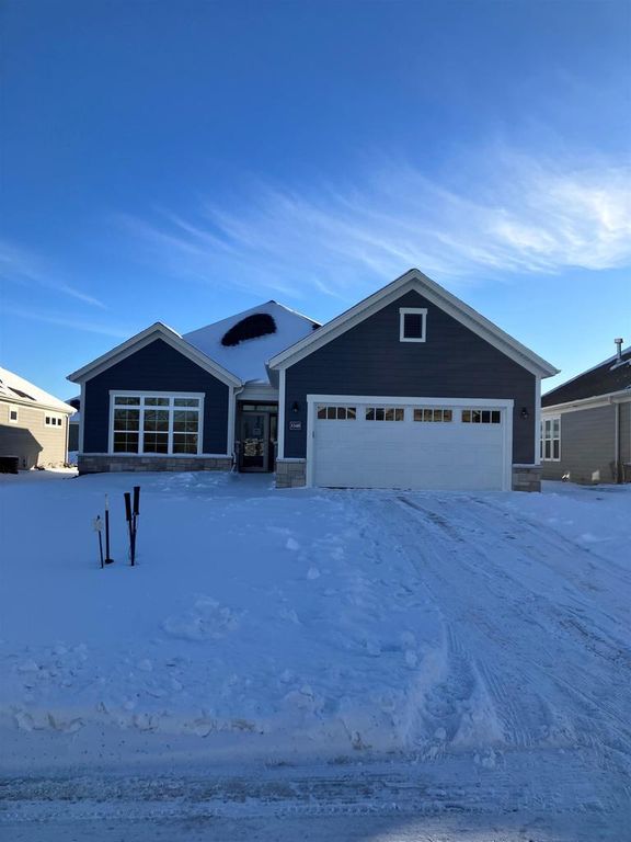 3348 EVENING STAR DRIVE, Green Bay, WI 54311
