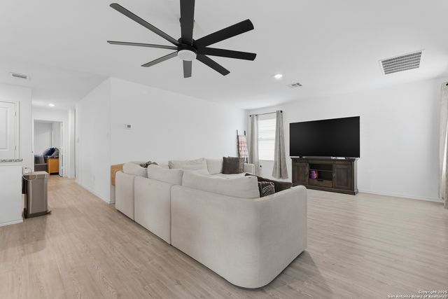 13923 Jersey Cow, San Antonio, TX 78252