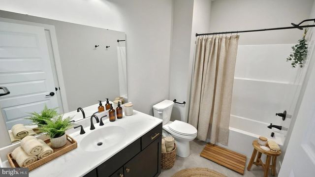 504 HAMILTON LN, Annville, PA 17003