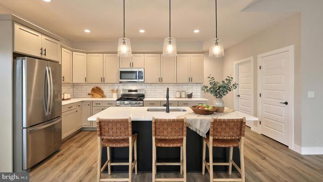 504 HAMILTON LN, Annville, PA 17003