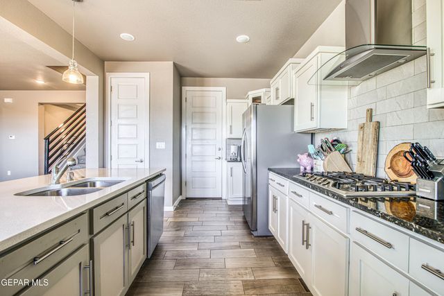 12526 Breeder Cup Way, El Paso, TX 79928