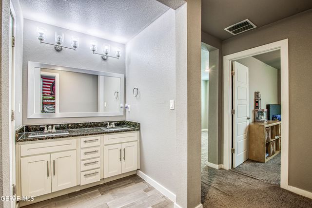 12526 Breeder Cup Way, El Paso, TX 79928