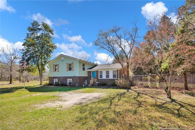 567 Johns Road, Maxton, NC 28364