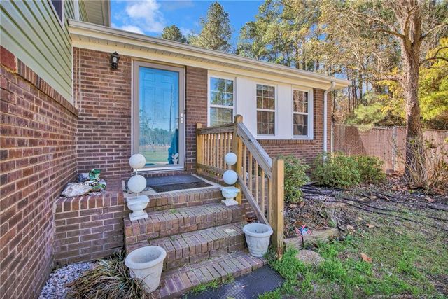 567 Johns Road, Maxton, NC 28364