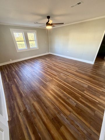 8605 Old State Route 1, New Johnsonville, TN 37134