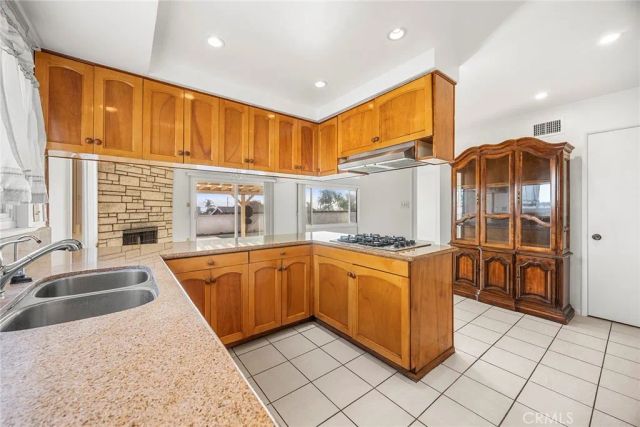 630 La Presa Drive, La Habra, CA 90631