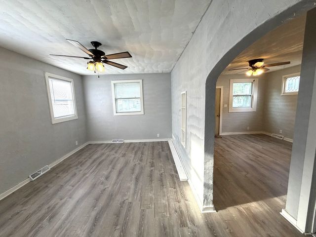 916 Audrey Avenue, Joliet, IL 60436