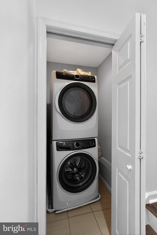 1622 S 15TH ST, Philadelphia, PA 19145