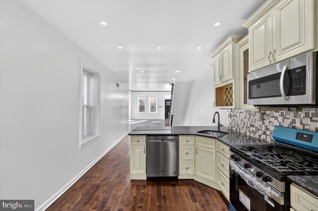 1622 S 15TH ST, Philadelphia, PA 19145