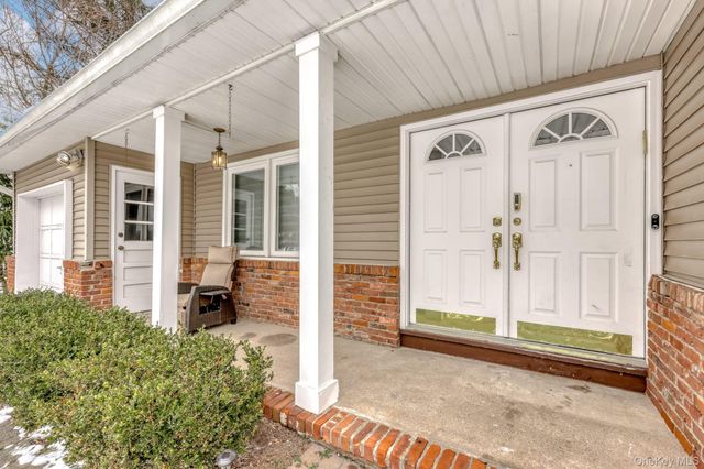 23 S Parker Drive, Monsey, NY 10952