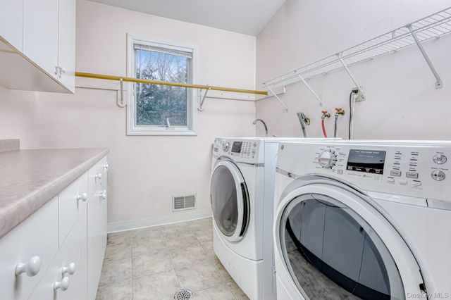 23 S Parker Drive, Monsey, NY 10952