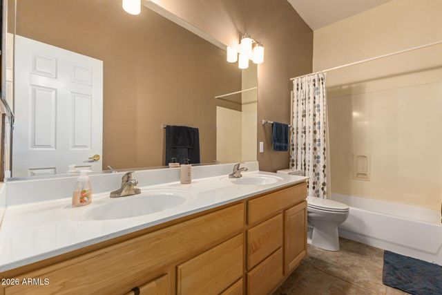 1114 W MULBERRY Drive, Chandler, AZ 85286