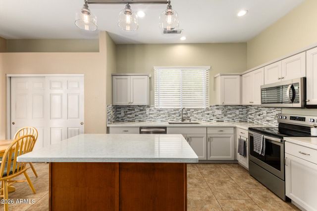 1114 W MULBERRY Drive, Chandler, AZ 85286