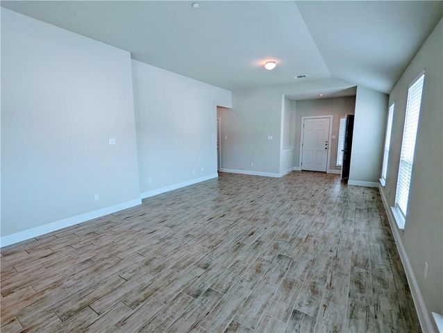 2800 Joe Dimaggio BLVD 94, Round Rock, TX 78665