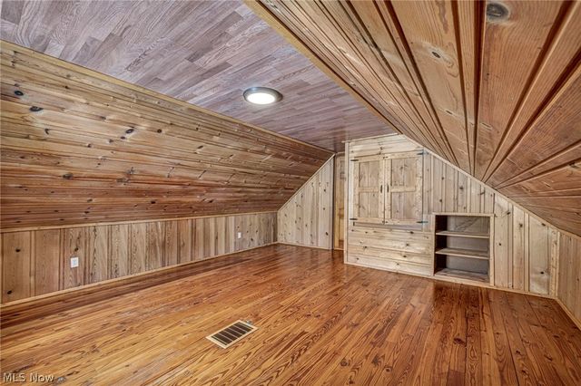 3021 Tuxedo Avenue, Parma, OH 44134