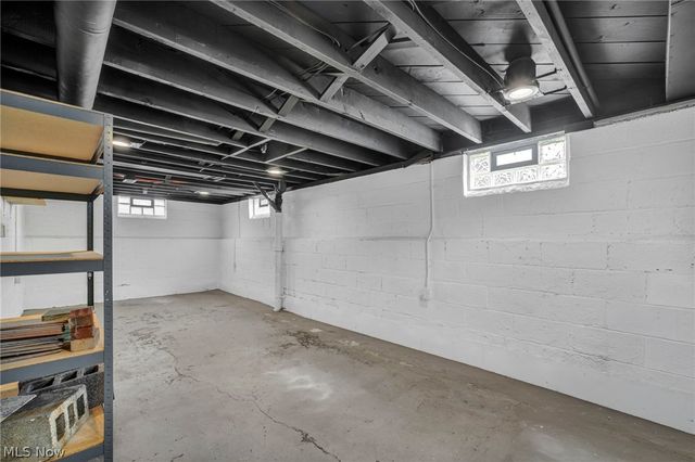 3021 Tuxedo Avenue, Parma, OH 44134